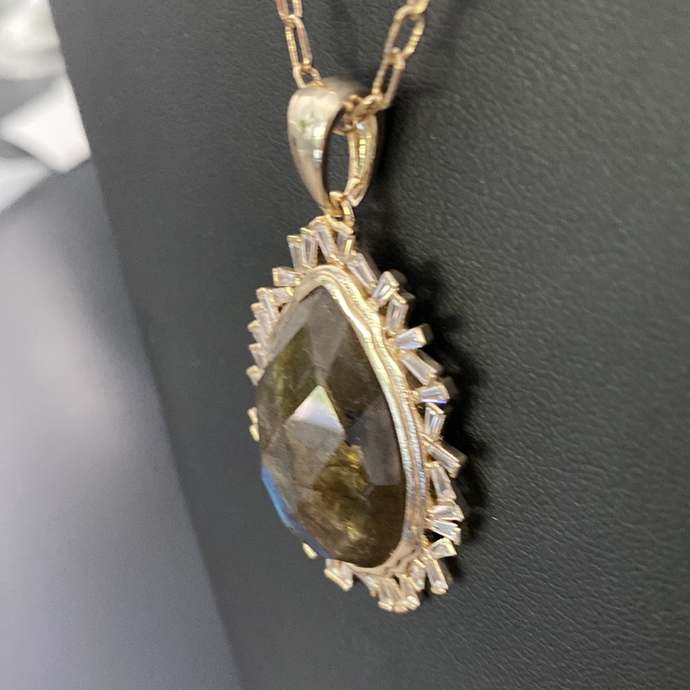 Melinda Maria NWOT Emily Long Pendant Necklace Stone necklace - Picture 4 of 9